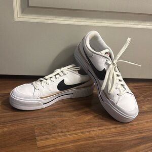 Nike Women's Court Legacy Lift Platform Shoes worn twice
